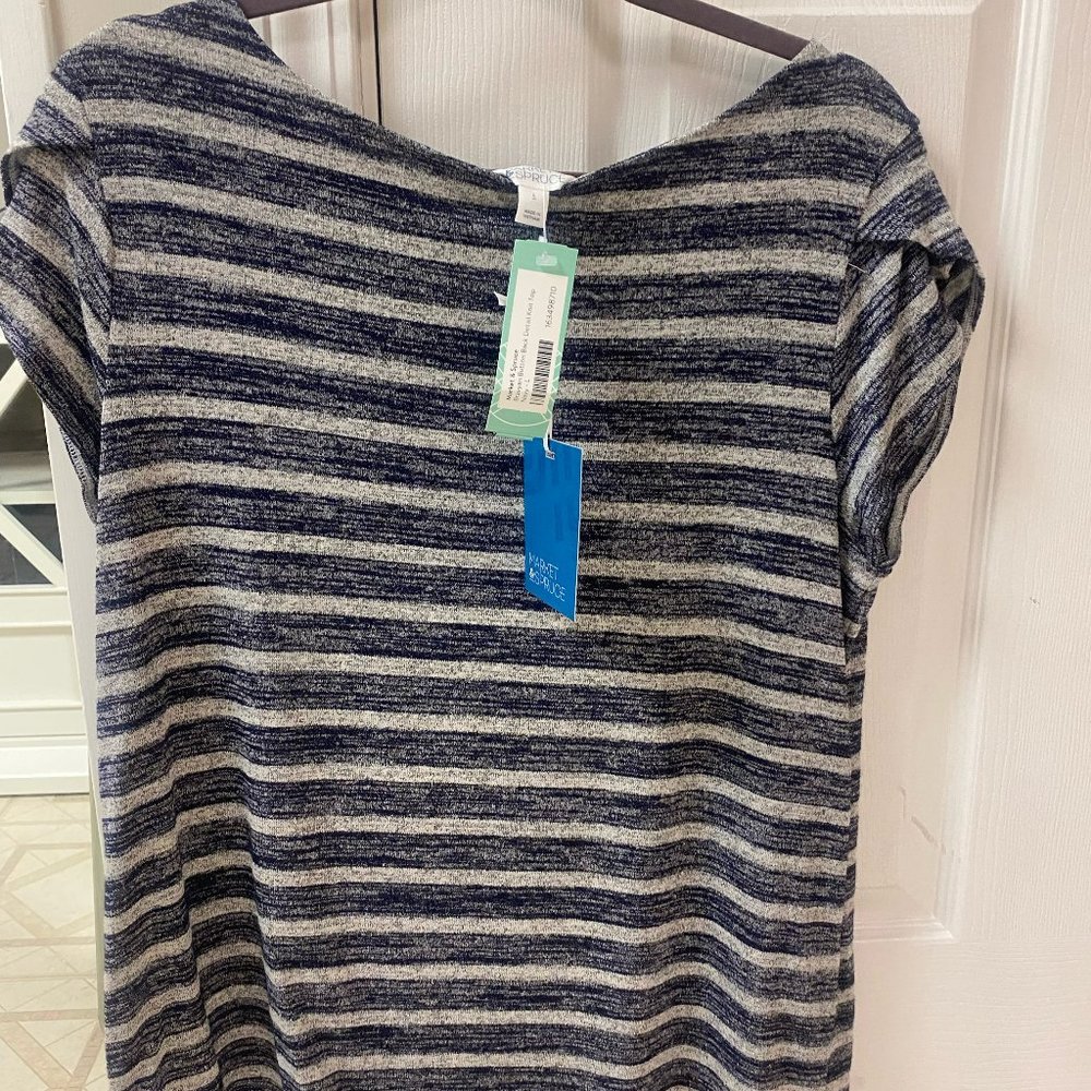 Button Back Detail Knit Top